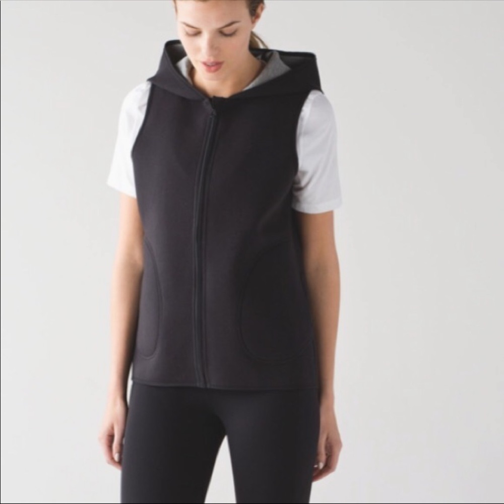 Lululemon Insculpt Reversible Vest